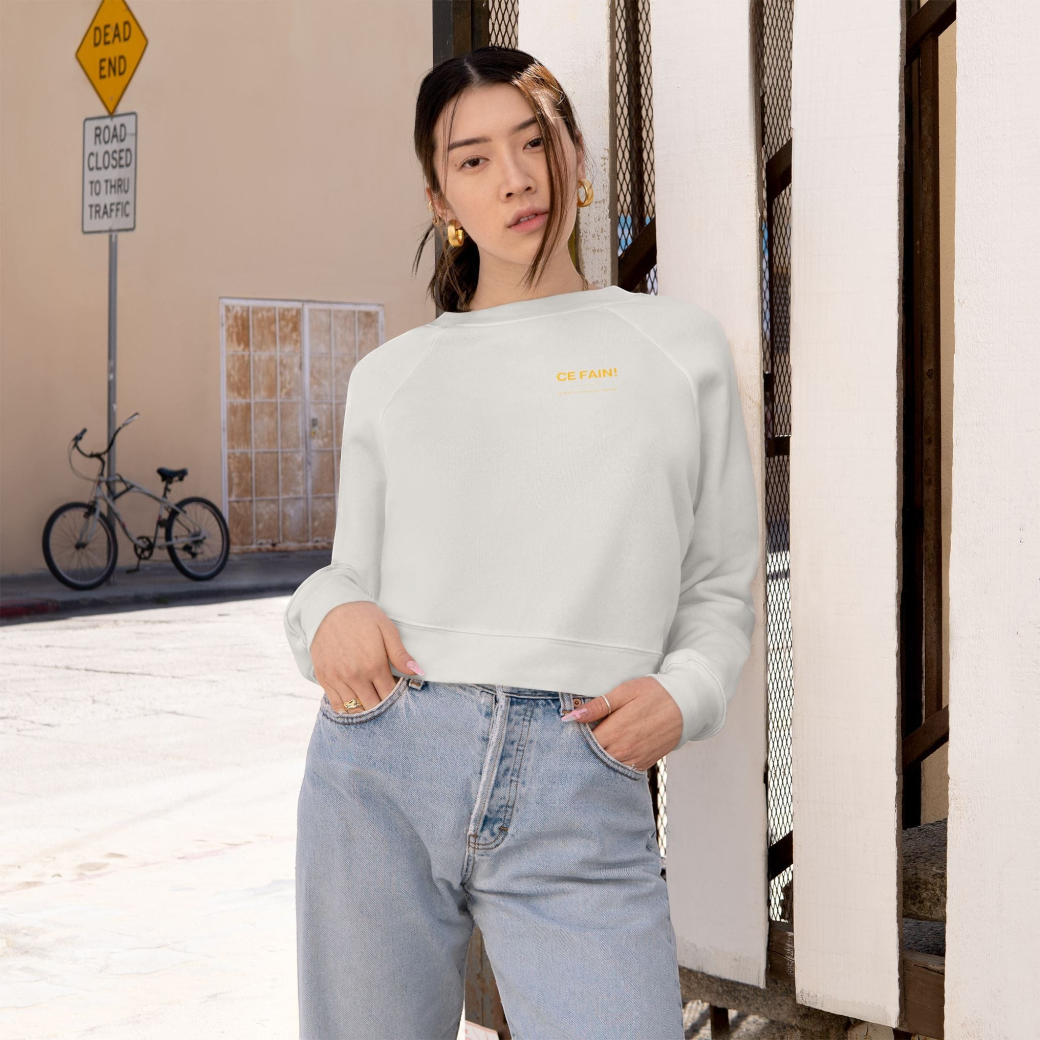 Iele Cropped Fleece Pullover - Vintage Graphic (Women’s)