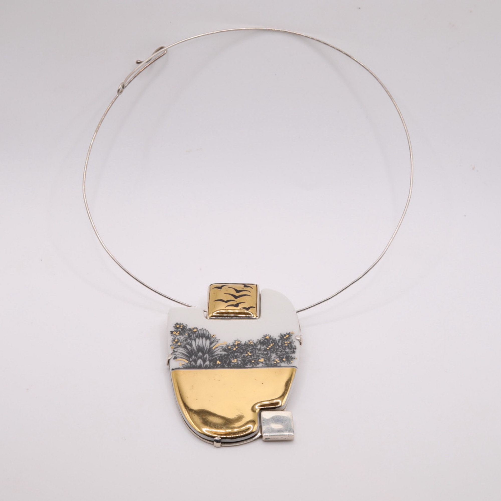 Brooch with Garden Detail and Birds