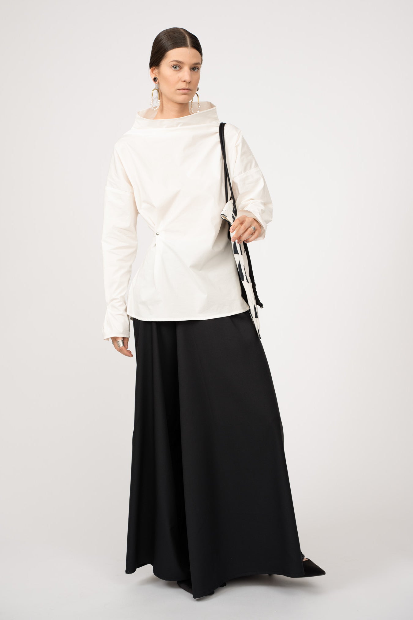 Geometric shirt with snaps