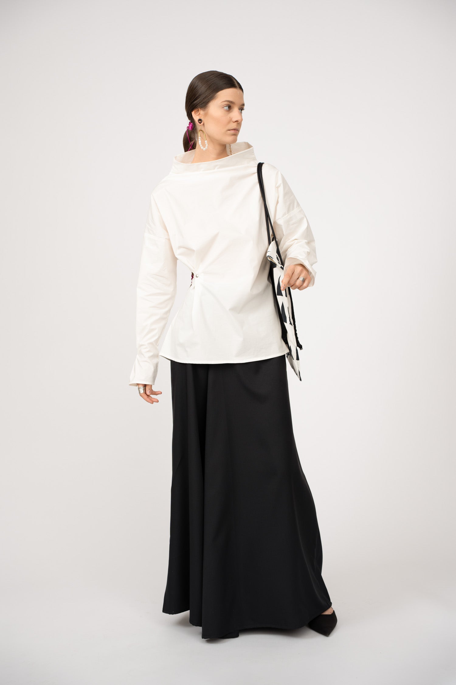 Geometric shirt with snaps