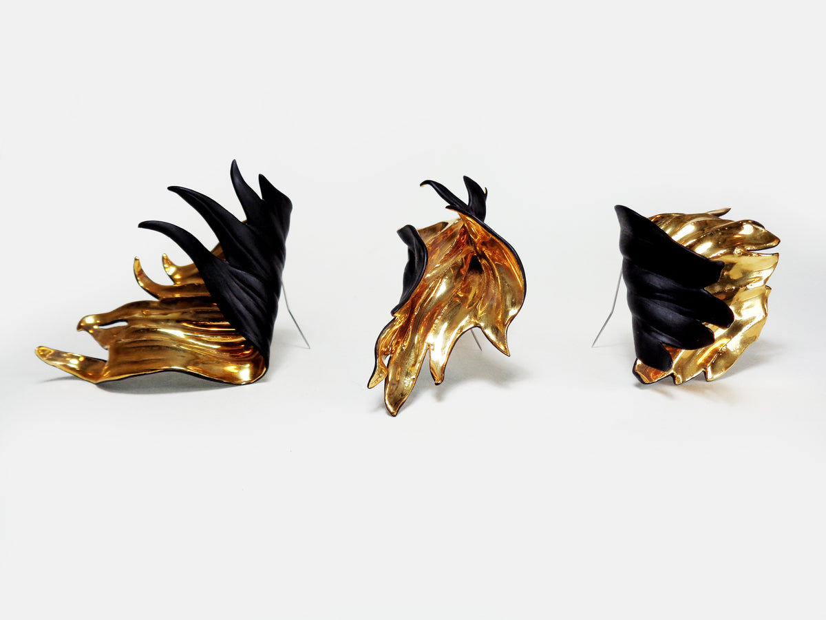 REVERSED GRAVITY BROOCH #1