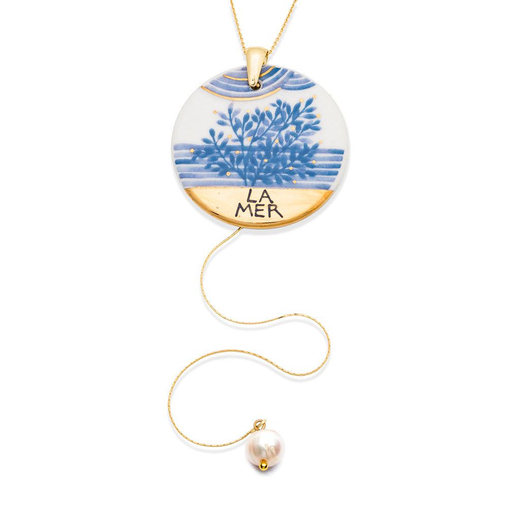 Round Pendant Necklace with Charm – La Mer