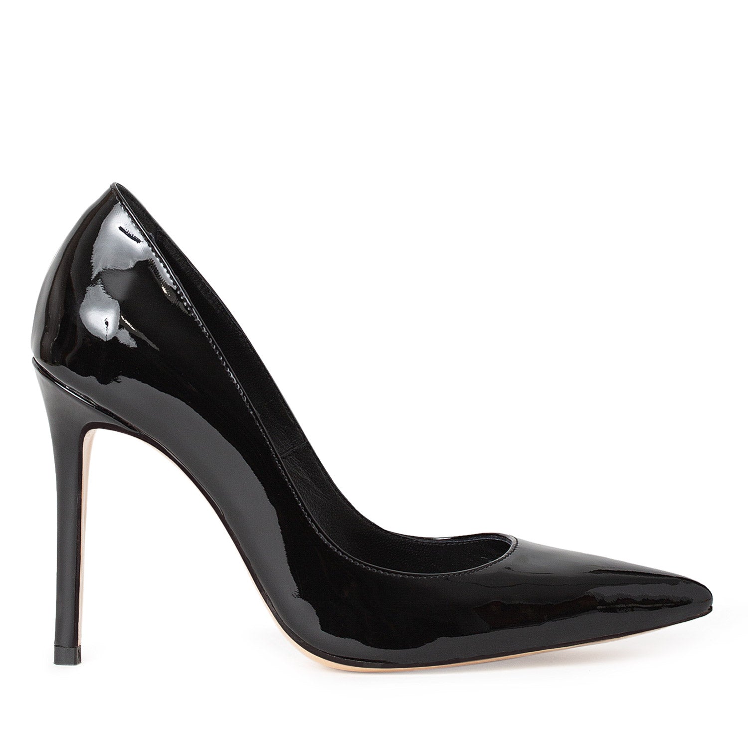 traces-of-heels-pumps-golden-hour-black-patent-leather