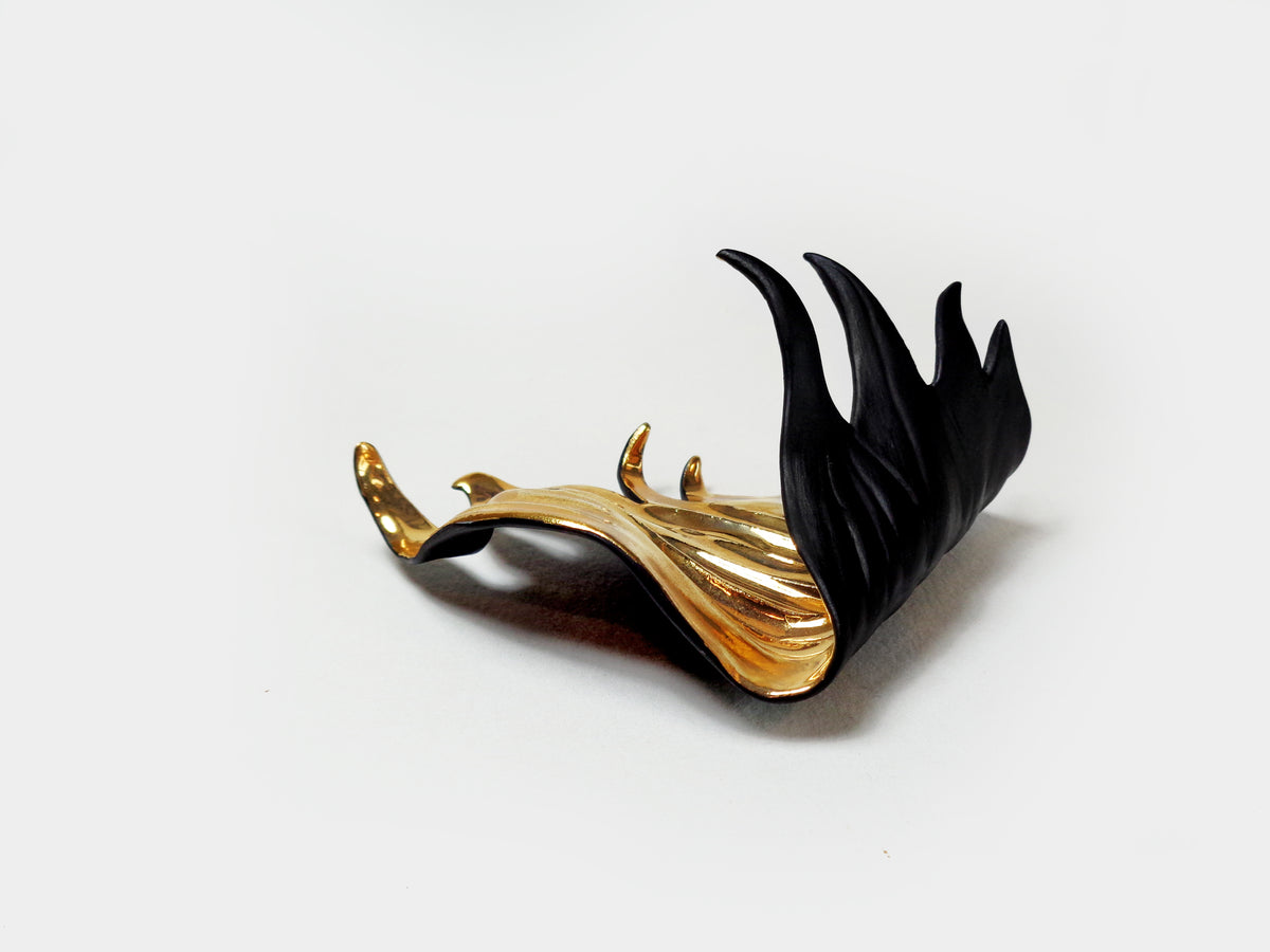 REVERSED GRAVITY BROOCH #1