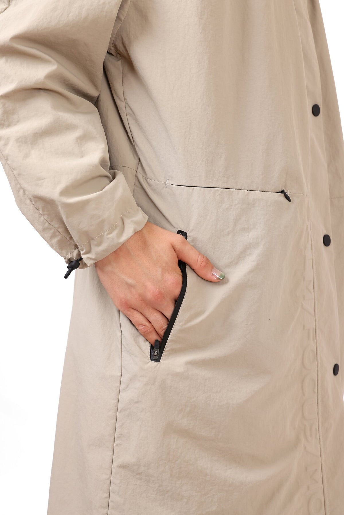 WOMEN’S COAT