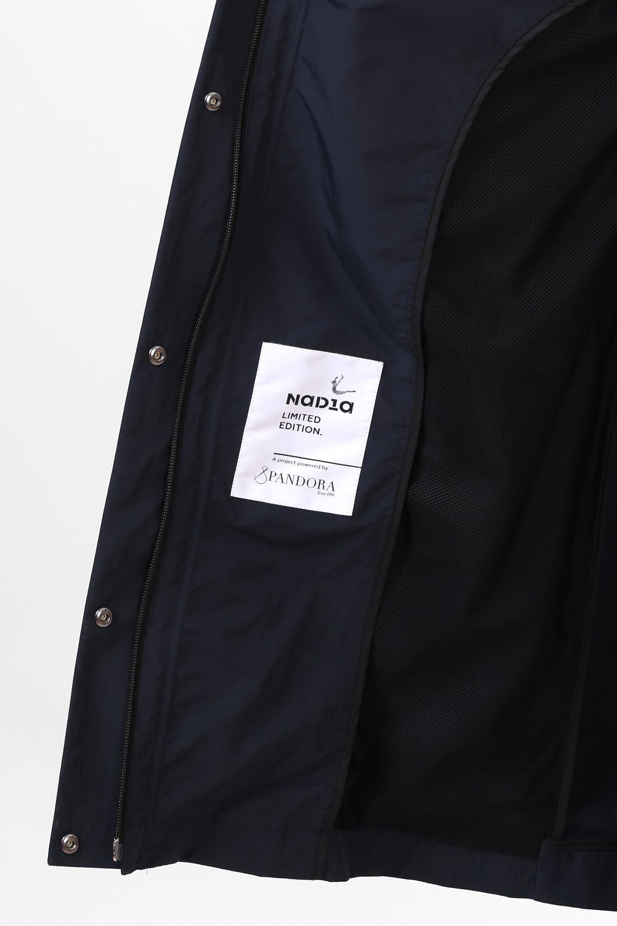 WOMEN’S COAT