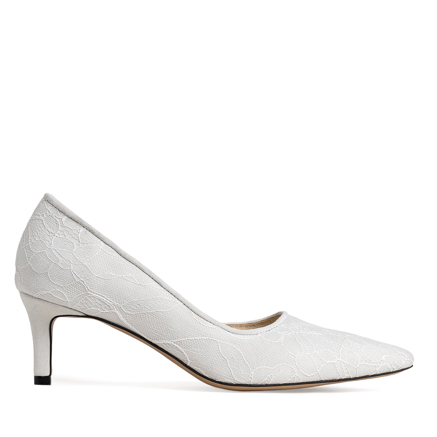 traces-of-heels-pumps-cult-of-silence-white-lece